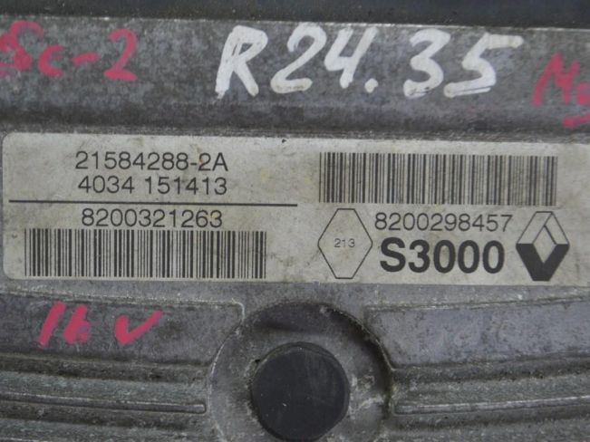 Блок управления двигателем Renault Scenic 2 (2003-2009)