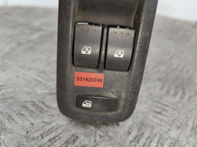 Блок управления стеклоподъемниками Renault Scenic 2 (2003-2009)