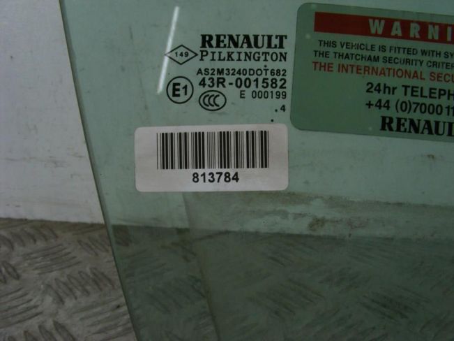 Стекло двери передней правой Renault Laguna 2 (2001-2007)