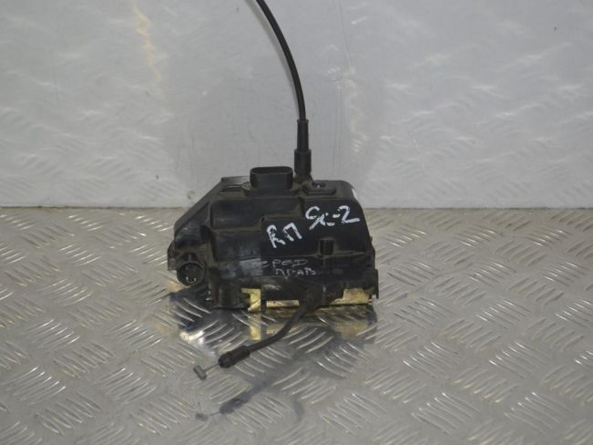 Замок двери передней правой Renault Scenic 2 (2003-2009)