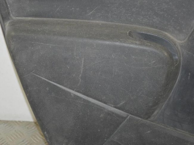 Обшивка двери передней левой (дверная карта) Renault Kangoo 2 (2007-2019)