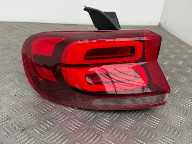 Фонарь задний левый Citroen C5 Aircross (2017-2025)