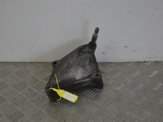 Кронштейн КПП Renault Scenic 1 (1996-2003)