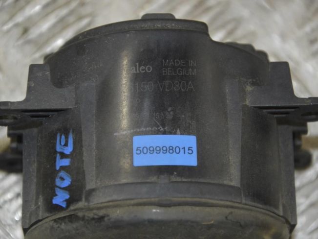 Фара противотуманная левая Nissan Note (2005-2014)