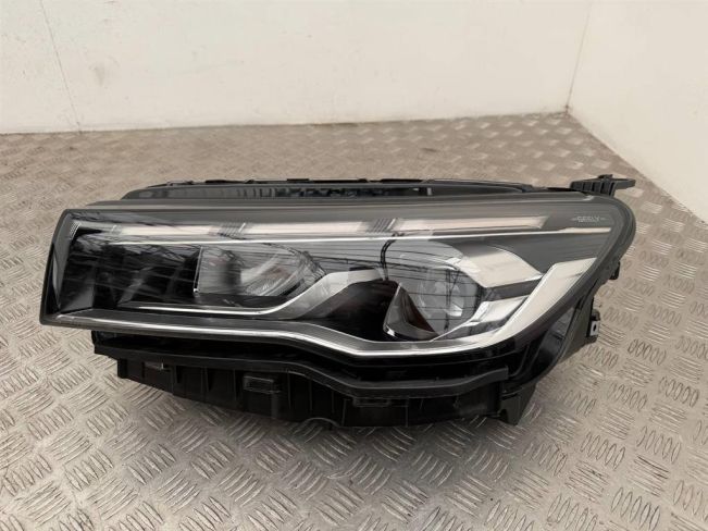 Фара левая Geely Emgrand (2021-2026)
