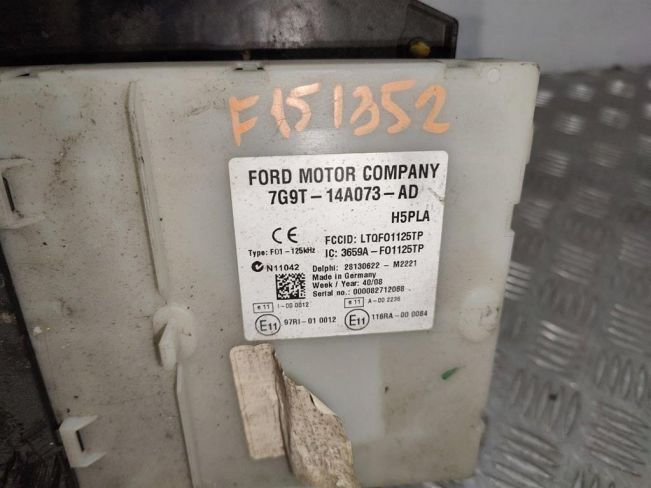Блок предохранителей Ford S-Max (2006-2015)