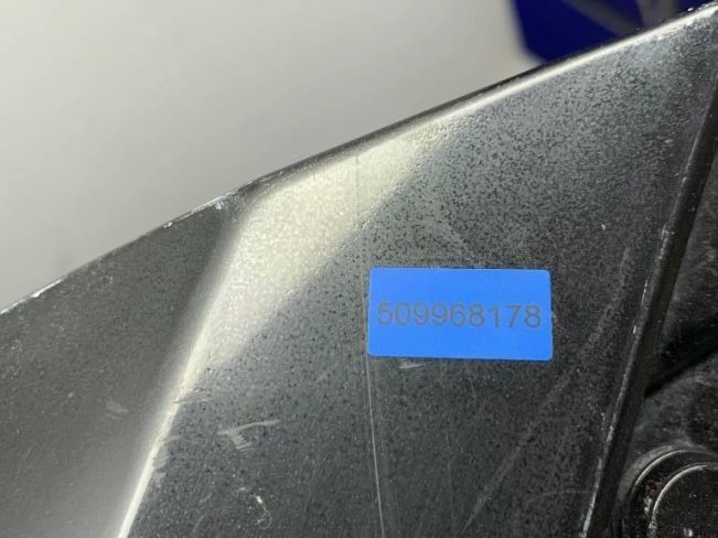 Бампер передний Tesla Model Y (2020-2023)