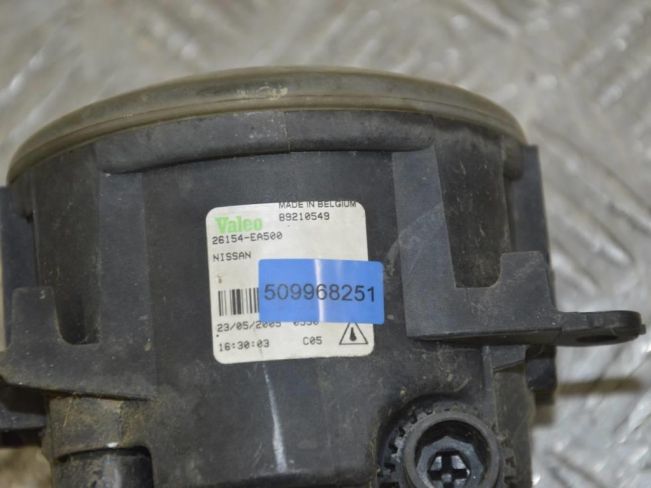 Фара противотуманная правая Nissan Pathfinder (2004-2014)