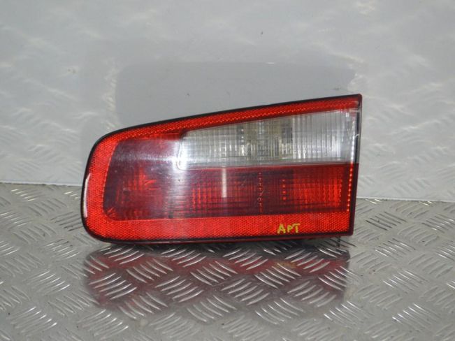 Фонарь крышки багажника правый Renault Laguna 2 (2001-2007)
