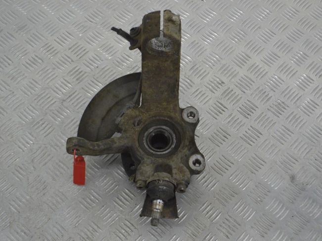 Кулак поворотный левый Volkswagen Sharan (1995-2010)