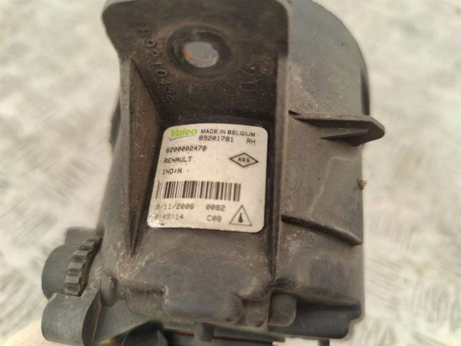 Фара противотуманная правая Renault Vel Satis (2001-2009)