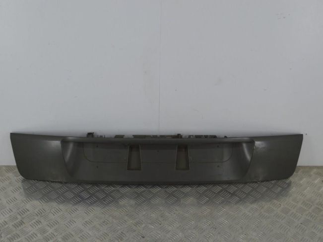 Накладка двери (крышки) багажника Renault Scenic 2 (2003-2009)