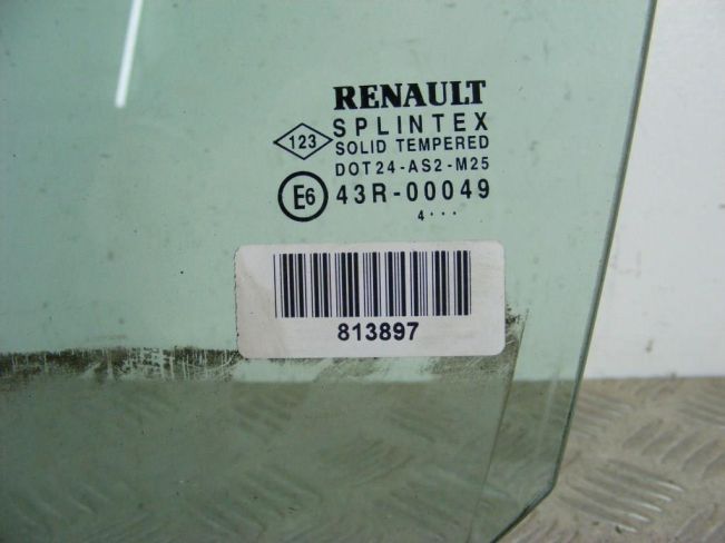 Стекло двери передней левой Renault Scenic 2 (2003-2009)