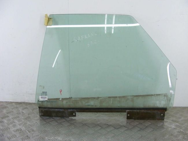 Стекло двери задней левой Renault Safrane (1992-2000)