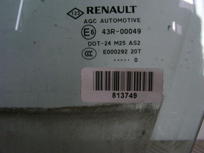 Стекло двери передней левой Renault Scenic 3 (2008-2015)