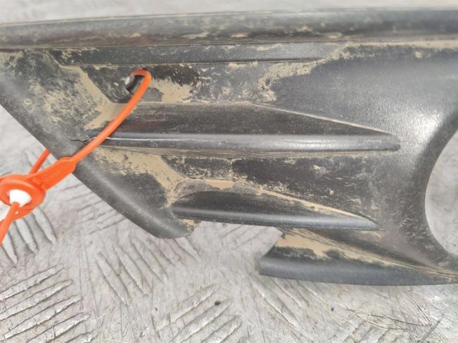 Рамка фары противотуманной правой Volkswagen Passat B6 (2005-2010)