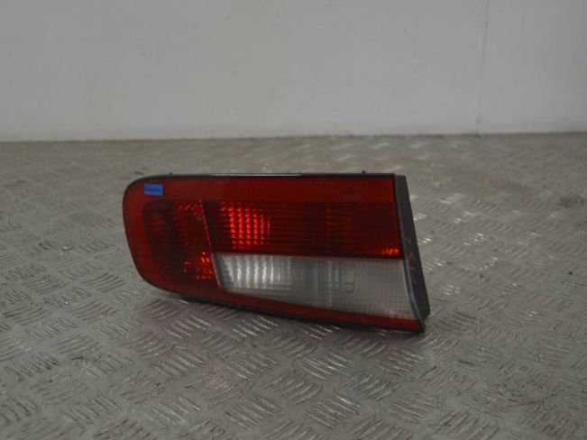 Фонарь крышки багажника левый Renault Laguna 2 (2001-2007)