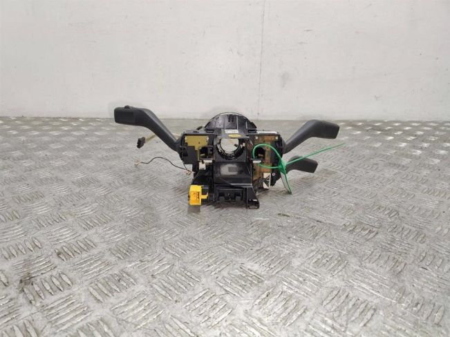 Переключатель подрулевой (стрекоза) Volkswagen Passat B6 (2005-2010)