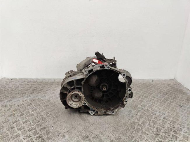 КПП механическая (МКПП) Volkswagen Passat B7 (2010-2015)
