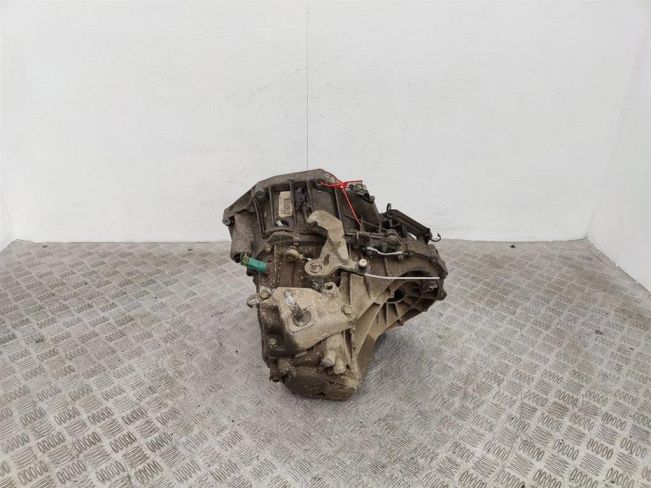 КПП механическая (МКПП) Nissan Juke (2010-2019)