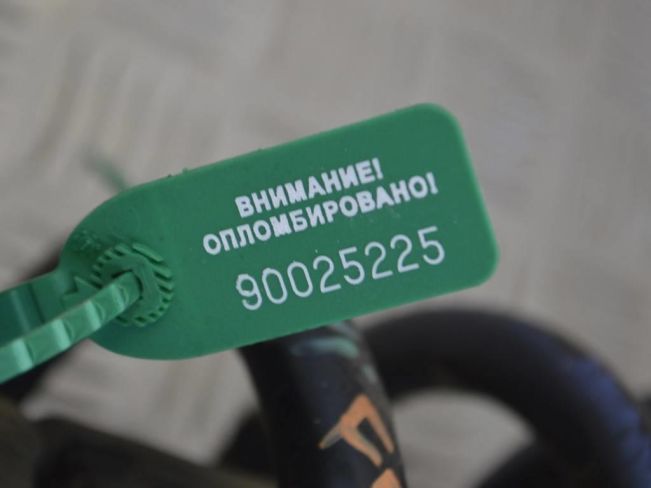 Стойка передняя правая Renault Trafic 2 (2001-2006)