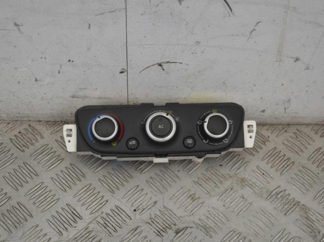 Блок управления печки/климат-контроля Renault Scenic 3 (2008-2015)