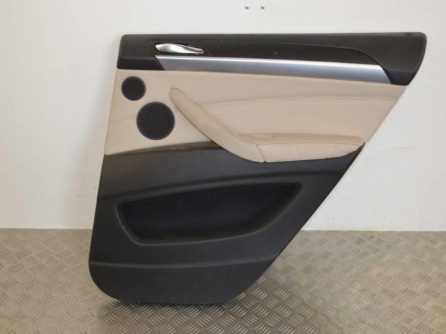 Обшивка двери задней правой (дверная карта) BMW X6 E71/E72