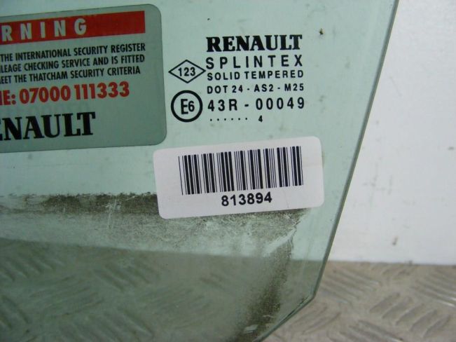 Стекло двери передней левой Renault Scenic 2 (2003-2009)