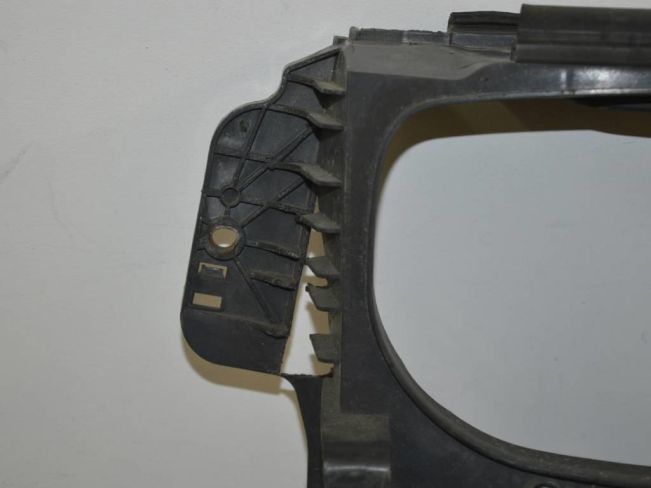 Передняя панель крепления облицовки (телевизор) BMW X6 E71/E72