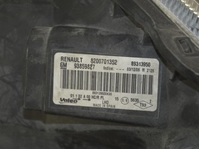 Фара правая Renault Trafic 2 (2006-2015)