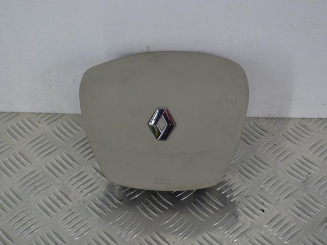 Подушка безопасности водителя Renault Megane 3 (2009-2016)