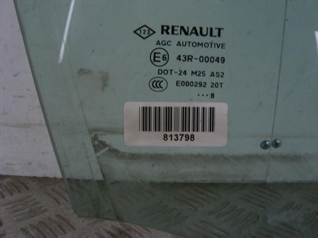 Стекло двери передней правой Renault Laguna 3 (2007-2015)