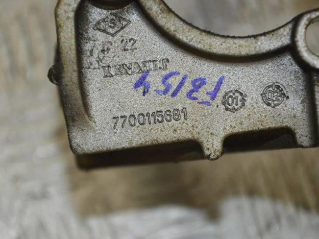 Крепление ТНВД Renault Scenic 1 (1996-2003)