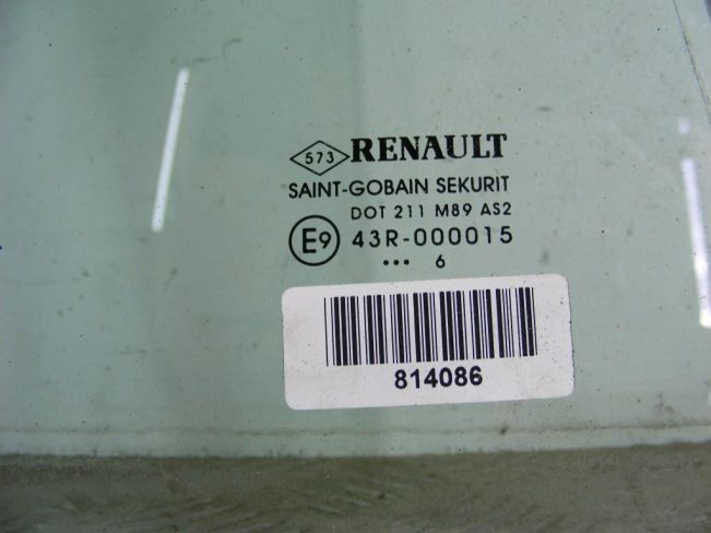 Форточка задняя правая Renault Megane 2 (2002-2008)