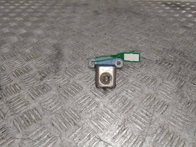 Петля крышки багажника Renault Scenic 3 (2008-2015)