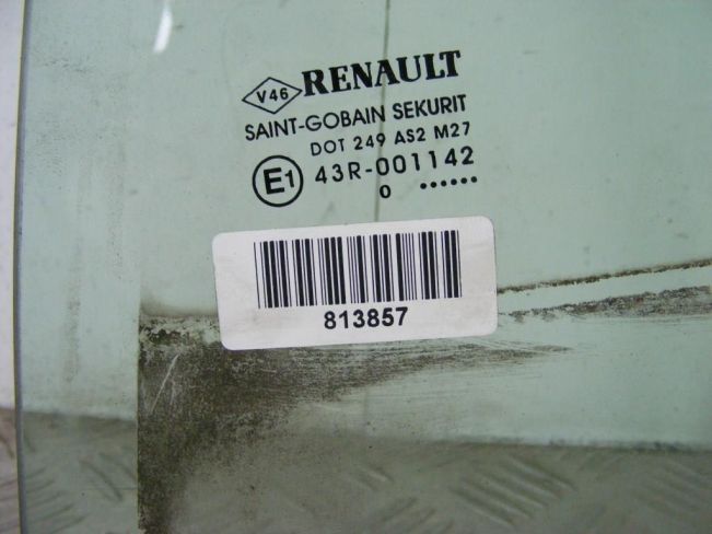 Стекло двери задней левой Renault Megane 3 (2009-2016)