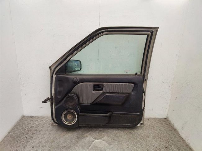 Дверь передняя правая Opel Frontera A (1992-1998)