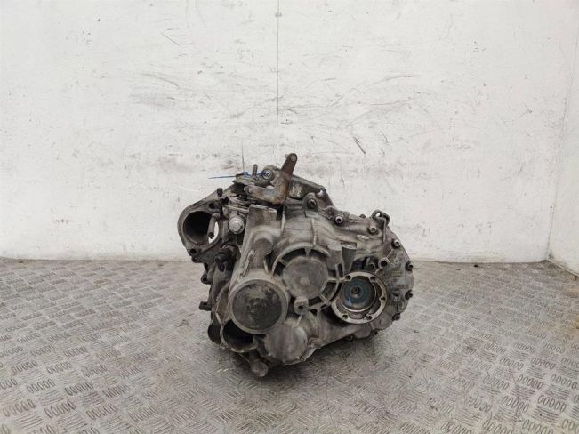 КПП механическая (МКПП) Volkswagen Golf 5 (2004-2009)