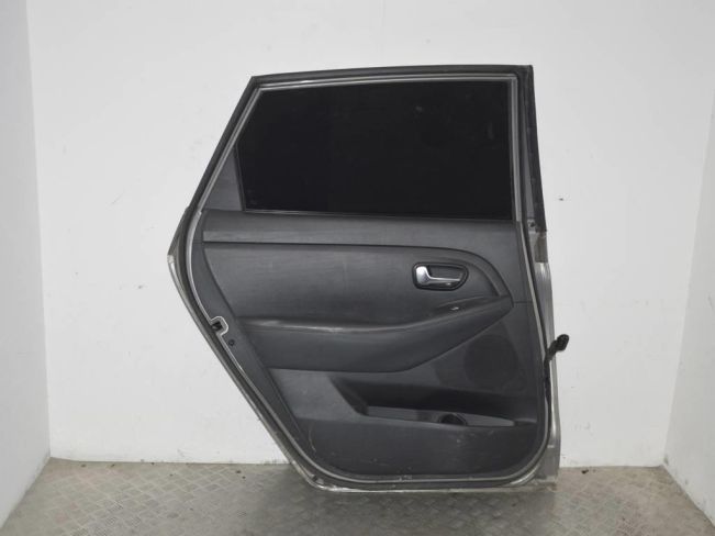 Дверь задняя левая Kia Carens (2013-2019)