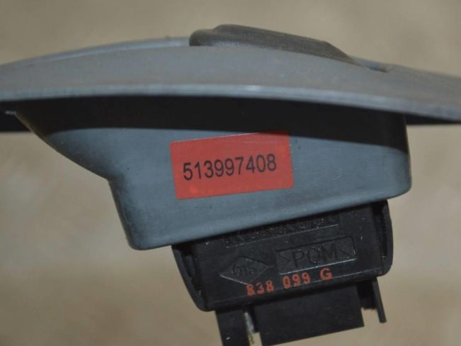 Кнопка стеклоподъемника переднего правого Renault Megane 1 (1996-2002)