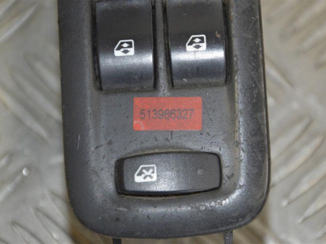 Блок управления стеклоподъемниками Renault Scenic 2 (2003-2009)