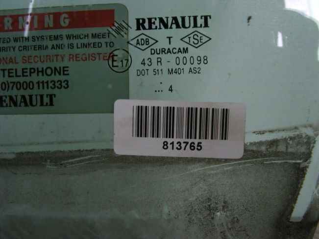 Стекло двери передней левой Renault Megane 2 (2002-2008)