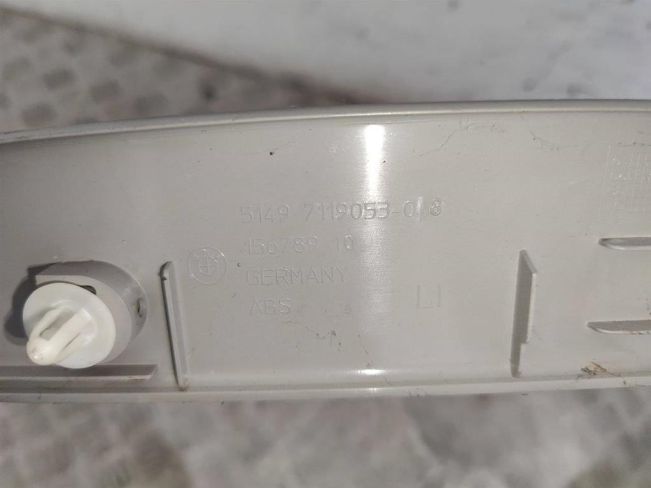 Обшивка крышки багажника BMW 3 E90/E91/E92/E93 (2005-2013)