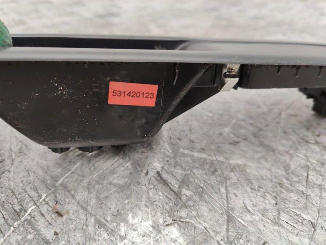 Кнопка стеклоподъемника переднего правого Renault Scenic 3 (2008-2015)