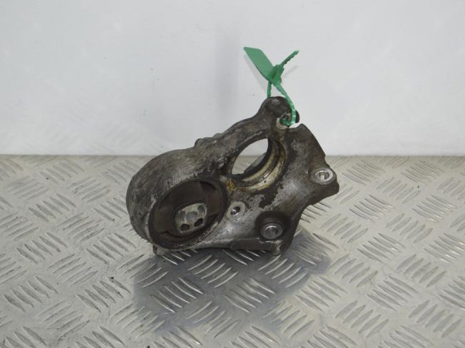 Кронштейн полуоси Citroen Xsara Picasso (1999-2010)
