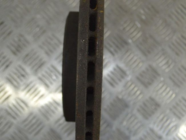 Диск тормозной передний Renault Scenic 1 (1996-2003)