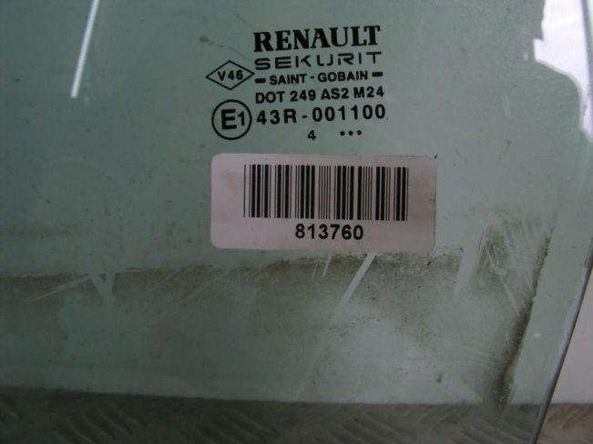 Стекло двери передней левой Renault Megane 2 (2002-2008)