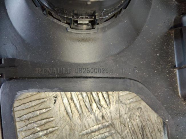 Рамка под магнитолу Renault Master 3 (2010-2024)
