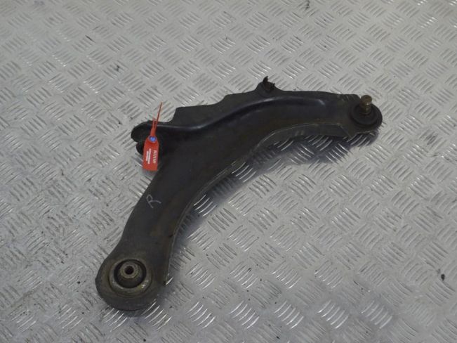 Рычаг передний правый Renault Scenic 2 (2003-2009)