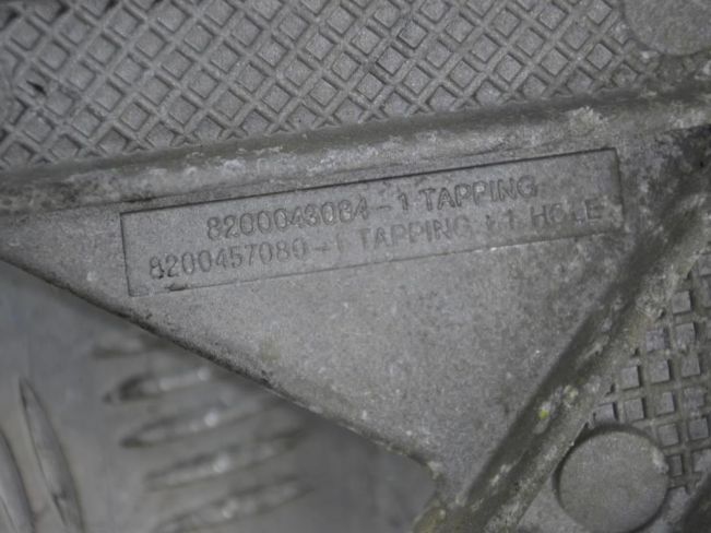 Кронштейн КПП Renault Megane 2 (2002-2008)